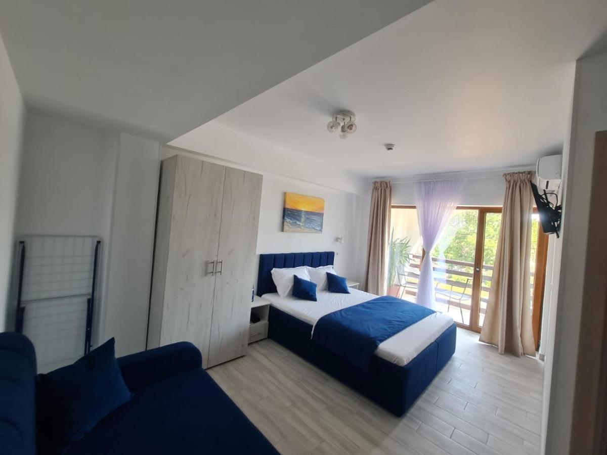 Yuka Hotel Vama Veche Exterior photo